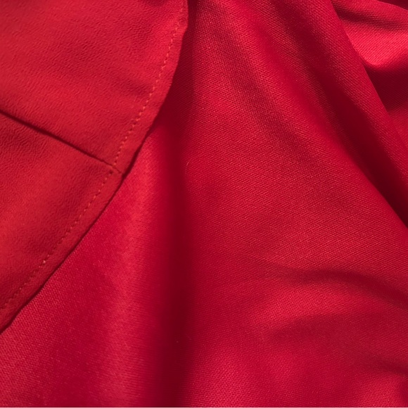 Tobi - Red Sleeved Dress with Cut-out, Crossed Back Detail - Size Small - Picture 7 of 7